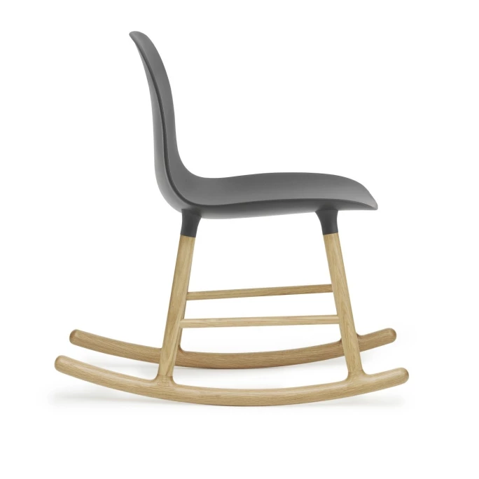 Normann Form Rocking Oak Schaukelstuhl - H 73 x B 47 x T 67 cm - black / Eiche Normann Copenhagen Normann Form Rocking Oak Schaukelstuhl - H 73 X B 47 X T 67 Cm - Black / Eiche -Leitmotiv Shop unnamed file 1474