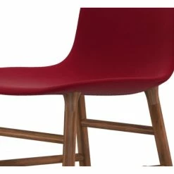 Normann Copenhagen Normann Rocking Walnut Schaukelstuhl Textil-gepolstert Fame - H 73 X B 47 X T 67 Cm - Red 64089 -Leitmotiv Shop unnamed file 1658
