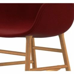 Normann Copenhagen Normann Rocking Oak Schaukelstuhl Textil-gepolstert Breeze Fusion - H 73 X B 56 X T 67 Cm - Red 4401 -Leitmotiv Shop unnamed file 1744