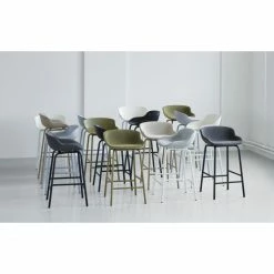 Normann Copenhagen Hyg Barstuhl - H 84 X L 46,5 X D 45 Cm - Sitzhöhe 65 Cm - Olive 7 Normann Copenhagen Hyg Barstuhl - H 84 X L 46,5 X D 45 Cm - Sitzhöhe 65 Cm - Olive -Leitmotiv Shop unnamed file 338